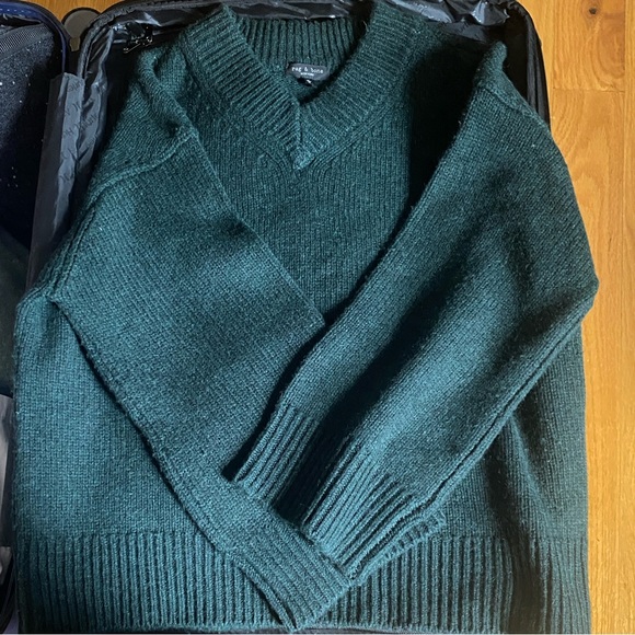 Rag & Bone Danica V Neck Green Sweater - Picture 4 of 5